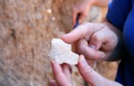1.2-million-year-old-stone-tool-discovered-in-Turkey-225x145